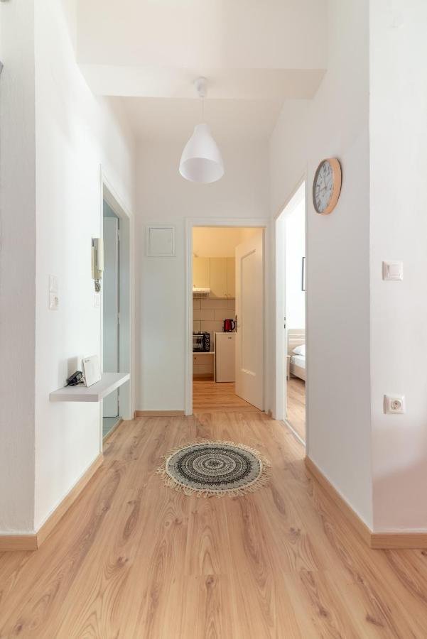 Modern Renovated Apt Next To The Beachfront Heraclión Exterior foto